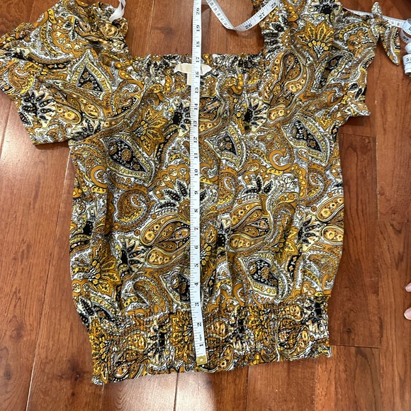 Michael Kors blouse - Picture 2 of 5